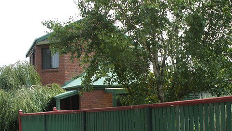 Mallard House Ballarat - Kalgoorlie Accommodation 0