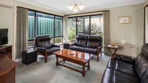 Mallard House Ballarat - Kalgoorlie Accommodation 3