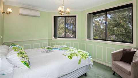 Mallard House Ballarat - Kalgoorlie Accommodation 4