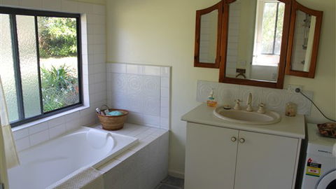 A Haven - Kalgoorlie Accommodation 3
