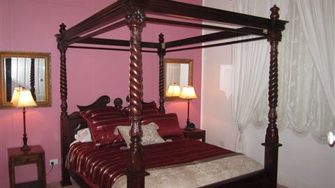 Maydays - Kalgoorlie Accommodation 2