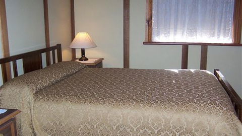 Abaco House - Kalgoorlie Accommodation 0