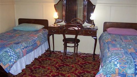 Abaco House - Kalgoorlie Accommodation 1