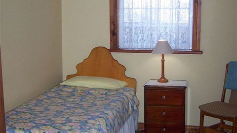Abaco House - Kalgoorlie Accommodation 2