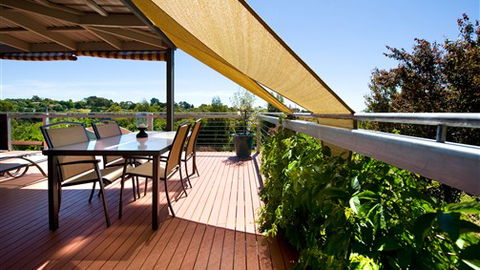Arabella Heights- Daylesford - Kalgoorlie Accommodation 0