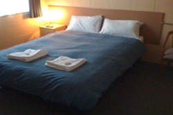 Aalberg Chalet - Kalgoorlie Accommodation 0