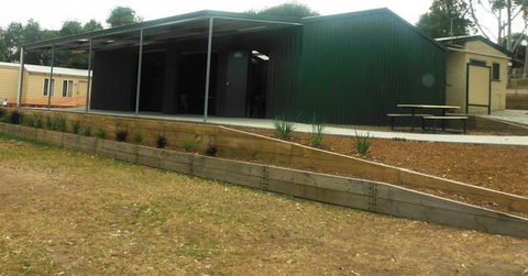 Adare Caravan Park & Holiday Units - Kalgoorlie Accommodation 4