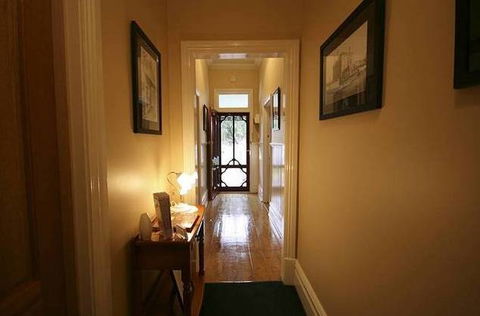 Airleigh Rose Cottage - Kalgoorlie Accommodation 1