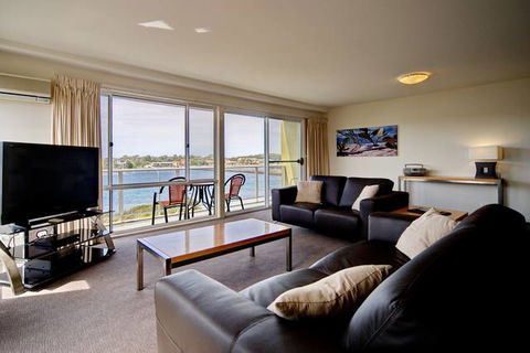 Albacore Apartments - Kalgoorlie Accommodation 4