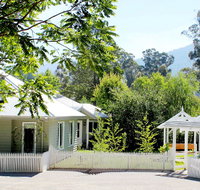 Amelina Cottages - Kalgoorlie Accommodation