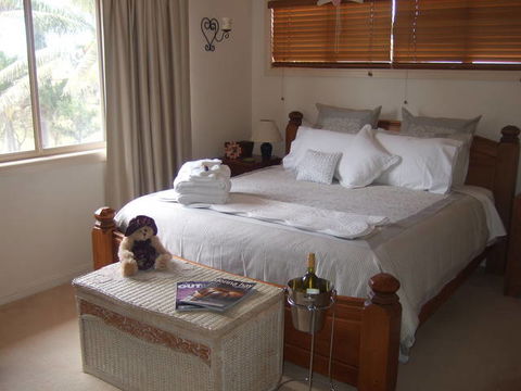 Ayr Bed And Breakfast On McIntyre - Kalgoorlie Accommodation 0