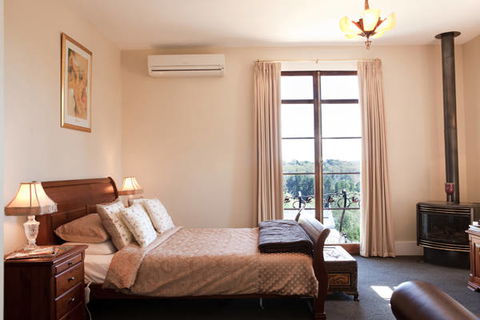 Azidene House & Spa Apartments - Kalgoorlie Accommodation 0