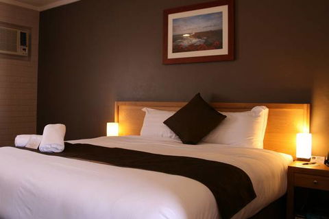 BEST WESTERN Hospitality Inns Carnarvon - Kalgoorlie Accommodation 0