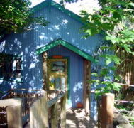 Blue Poles Cafe Gallery  BB - Kalgoorlie Accommodation