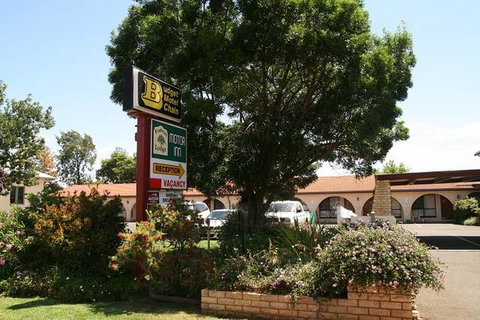 Forest Lodge Motor Inn & Restaurant - Kalgoorlie Accommodation 5