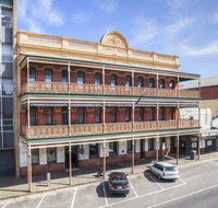 George Hotel  Cafe - Kalgoorlie Accommodation