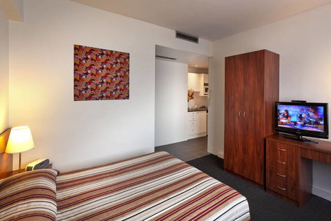 Macleay Serviced Apartment/Hotel - Kalgoorlie Accommodation 2