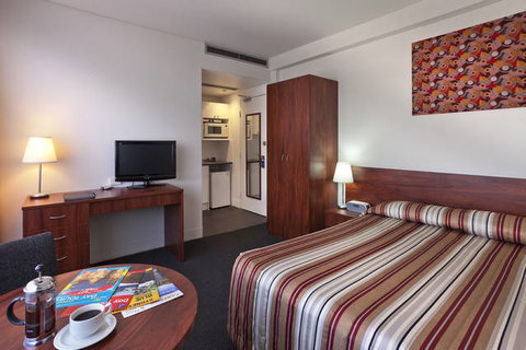 Macleay Serviced Apartment/Hotel - Kalgoorlie Accommodation 9