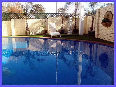 NOAH'S Mid City Motor Inn - Kalgoorlie Accommodation 0