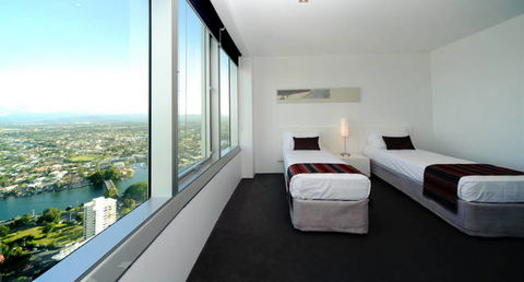 Q1 Resort & Spa - Kalgoorlie Accommodation 9