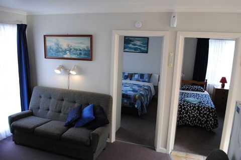 Killara Holiday Flats - Kalgoorlie Accommodation 0