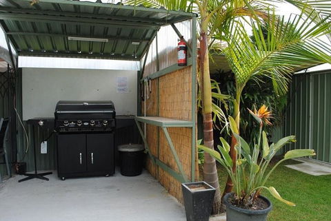 Killara Holiday Flats - Kalgoorlie Accommodation 7