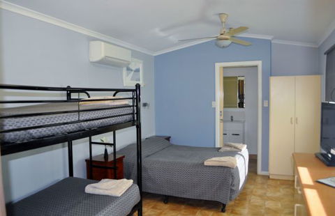 Daly Waters Historic Pub - Kalgoorlie Accommodation 9