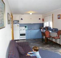 Sunset Holiday Villas - Kalgoorlie Accommodation