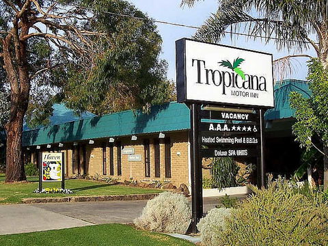 Tropicana Motor Inn - Kalgoorlie Accommodation 1