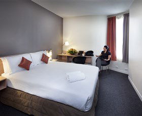 Ibis Hotel Perth - Kalgoorlie Accommodation 1