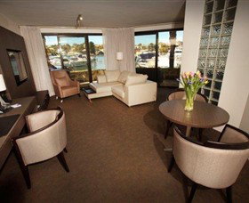 Pier 21 Apartment Hotel - Kalgoorlie Accommodation 0
