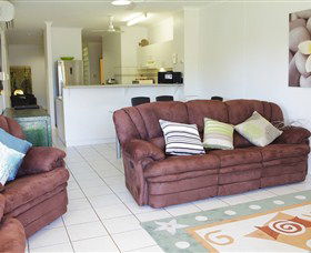 Absolute Beachfront Apartment - Kalgoorlie Accommodation 3