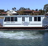 Dolphin Houseboat Holidays - Kalgoorlie Accommodation