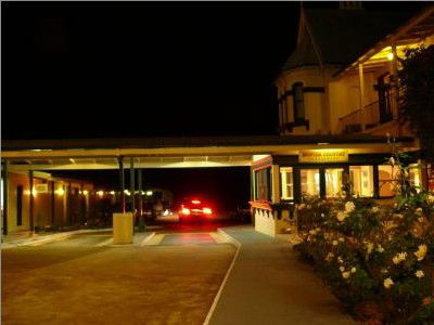 Airlie House Motor Inn - Kalgoorlie Accommodation 1