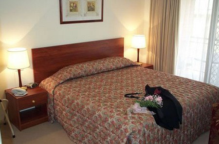 Charlotte Apartments - Kalgoorlie Accommodation 4