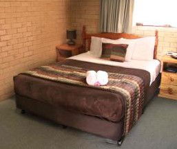Avlon Gardens Motel - Kalgoorlie Accommodation 0