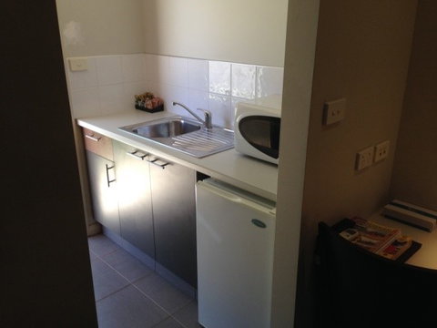 Coro Motel - Kalgoorlie Accommodation 3