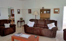 Brushgrove - Kalgoorlie Accommodation 1