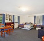 Amelies - Kalgoorlie Accommodation