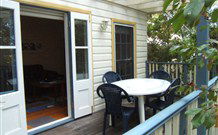 Araluen Cottages - Kalgoorlie Accommodation 3