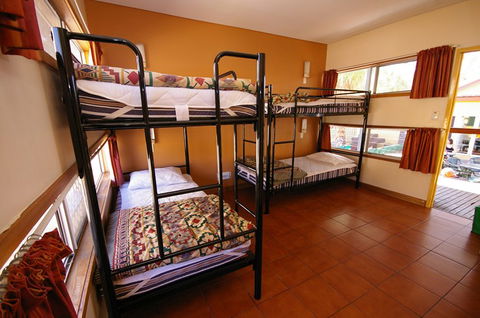 Alice Springs YHA - Kalgoorlie Accommodation 8