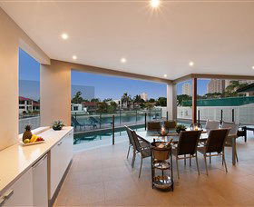 Xanadu Waterfront Elite Holiday Home - Kalgoorlie Accommodation 2