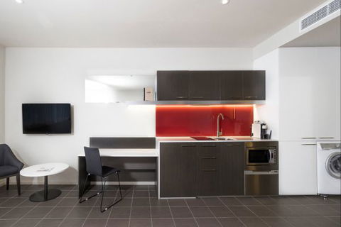 Abode Woden - Kalgoorlie Accommodation 3