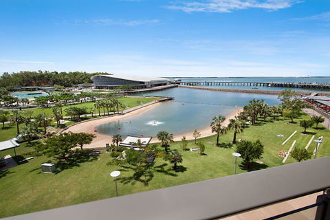 Akuna Waterfront - Kalgoorlie Accommodation 4