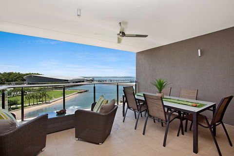 Akuna Waterfront - Kalgoorlie Accommodation 6