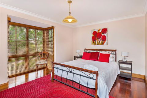 Elderslie House - Kalgoorlie Accommodation 6