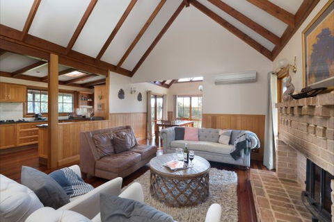 Elderslie House - Kalgoorlie Accommodation 8