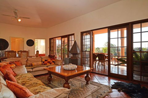 Elderslie House - Kalgoorlie Accommodation 94