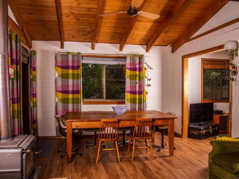 Daisy's Cottage - Kalgoorlie Accommodation 2