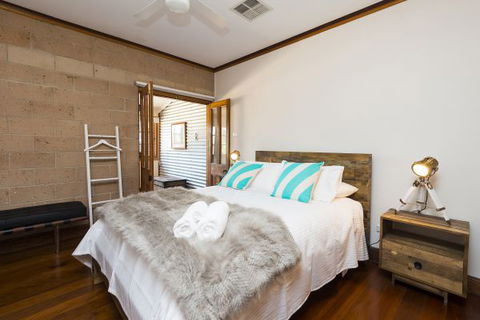 Elderslie House - Kalgoorlie Accommodation 103